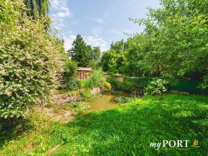 Prodej rodinného domu, Kostelec, 200 m2