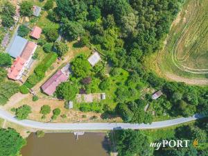 Prodej rodinného domu, Kostelec, 200 m2