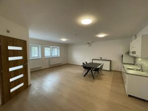 Pronájem bytu 3+kk, Troskotovice, 85 m2