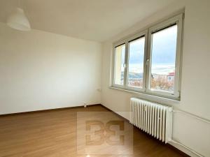 Pronájem bytu 2+kk, Karlovy Vary, Chomutovská, 38 m2