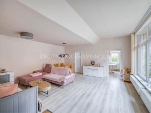 Prodej vícegeneračního domu, Pavlov, 354 m2