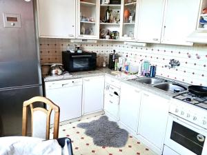 Prodej bytu 3+1, Trutnov, Rozmarýnová, 77 m2