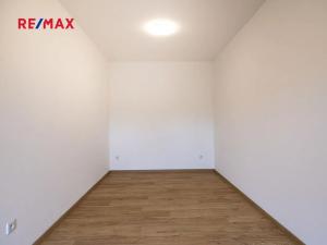 Pronájem bytu 2+kk, Slaný, Lázeňská, 46 m2
