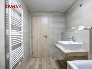 Pronájem bytu 2+kk, Slaný, Lázeňská, 46 m2