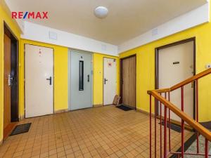 Prodej bytu 3+1, Praha - Modřany, U zastávky, 57 m2