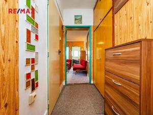 Prodej bytu 3+1, Praha - Modřany, U zastávky, 57 m2