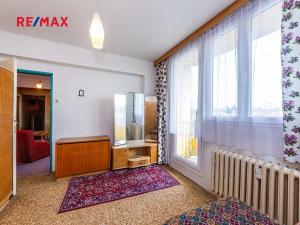 Prodej bytu 3+1, Praha - Modřany, U zastávky, 57 m2