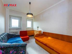 Prodej bytu 3+1, Praha - Modřany, U zastávky, 57 m2