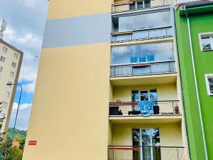 Prodej bytu 3+1, Karlovy Vary, Šumavská, 66 m2