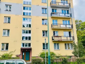 Prodej bytu 3+1, Karlovy Vary, Šumavská, 66 m2