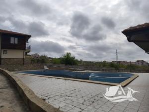 Prodej bytu 4+kk, Kosharitsa, Bulharsko, 79 m2