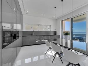 Prodej bytu 3+kk, Tučepi, Chorvatsko, 150 m2