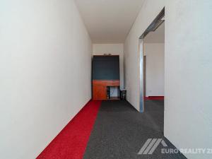 Pronájem kanceláře, Otrokovice, Dr. E. Beneše, 131 m2