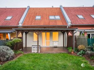 Pronájem rodinného domu, Měšice, Žitná, 101 m2