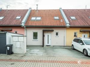 Pronájem rodinného domu, Měšice, Žitná, 101 m2