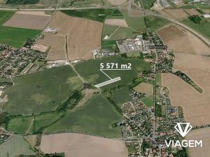 Prodej pole, Zlatníky-Hodkovice, 5571 m2