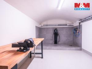 Pronájem bytu 1+kk, Praha - Holešovice, U průhonu, 35 m2