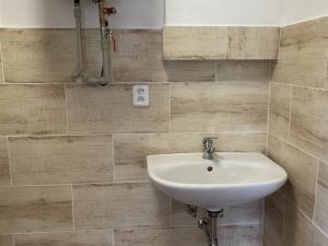 Pronájem rodinného domu, Čeperka, Malá Čeperka, 80 m2