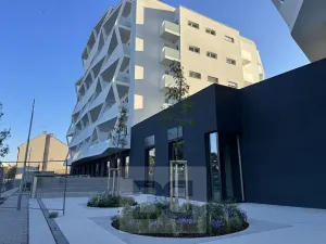 Pronájem bytu 1+kk, Brno, Komárovská, 50 m2