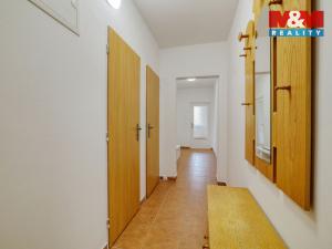 Pronájem bytu 2+1, Mariánské Lázně - Úšovice, Mánesova, 65 m2