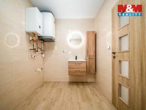 Prodej bytu 1+kk, Rožďalovice, Náměstí, 32 m2