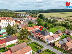 Prodej rodinného domu, Cebiv, 360 m2