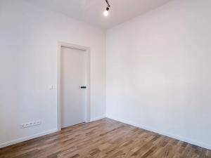 Prodej bytu 3+kk, Praha, Na Farkáně III, 80 m2