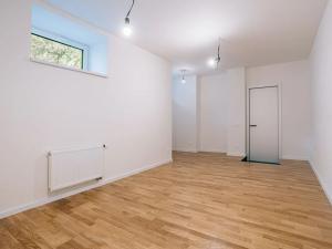 Prodej bytu 3+kk, Praha, Na Farkáně III, 80 m2