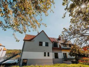 Prodej bytu 3+kk, Praha, Na Farkáně III, 80 m2