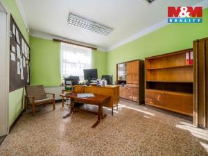 Prodej kanceláře, Oskořínek, Družstevní, 850 m2