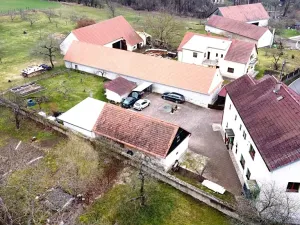 Prodej komerční nemovitosti, Borotice, 282 m2