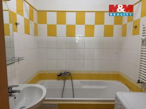 Pronájem bytu 3+kk, Jesenice, Sluneční, 66 m2