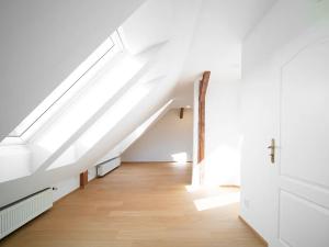 Pronájem bytu 3+kk, Praha, Na Švihance, 109 m2