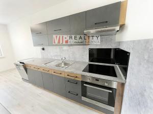 Pronájem bytu 4+1, Brno, Bzenecká, 85 m2