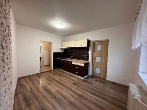 Pronájem bytu 2+1, Kynšperk nad Ohří, Sokolovská, 63 m2