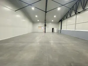 Pronájem obchodního prostoru, Praha - Horní Počernice, Bystrá, 329 m2