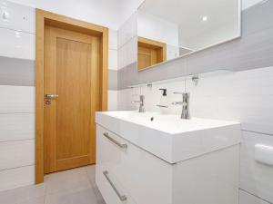 Pronájem bytu 3+kk, Ostrava, Keltičkova, 75 m2