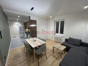 Pronájem bytu 3+kk, Ostrava, náměstí Republiky, 73 m2