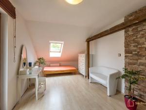 Prodej rodinného domu, Lužná, K Višňovce, 245 m2