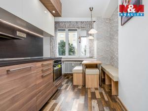 Prodej bytu 3+1, Praha - Vršovice, Čeljabinská, 77 m2