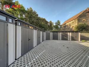 Prodej bytu 2+1, Lošany, 51 m2