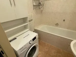 Pronájem bytu 1+kk, Pardubice, Dubinská, 40 m2