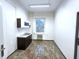 Pronájem kanceláře, České Budějovice, Mánesova, 143 m2