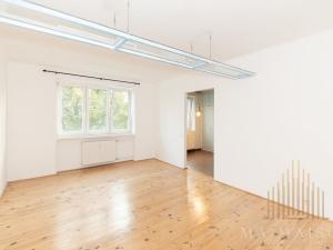 Pronájem bytu 1+1, Praha - Prosek, Nad Krocínkou, 50 m2