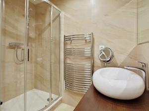 Pronájem bytu 3+kk, Praha - Vinohrady, Korunní, 93 m2