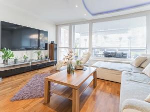 Pronájem bytu 3+kk, Praha - Troja, Vřesová, 83 m2