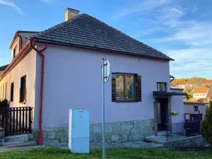 Pronájem rodinného domu, Mrákotín, 232 m2