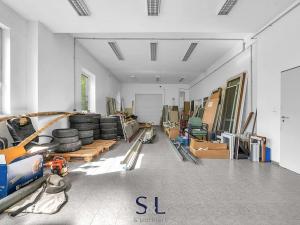 Prodej výrobních prostor, Milovice, Italská, 1819 m2