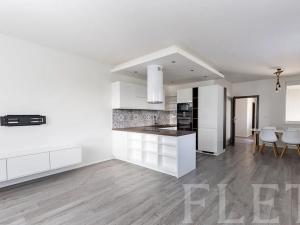 Pronájem bytu 4+kk, Praha - Střížkov, Zakšínská, 108 m2