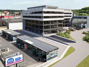 Pronájem kanceláře, Praha - Vysočany, Poděbradská, 1542 m2